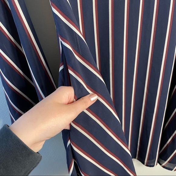 Sadie Robertson wild blue red and white midi dress w/ flare sleeves extra small - Picture 3 of 5